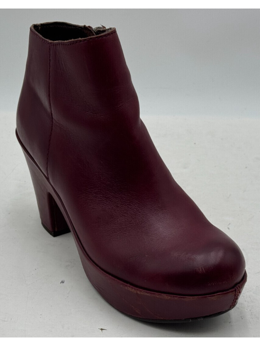 Kork-Ease Women's Boots Size 7.5 Burgundy Leather Side Zip Ankle Heeled Boots